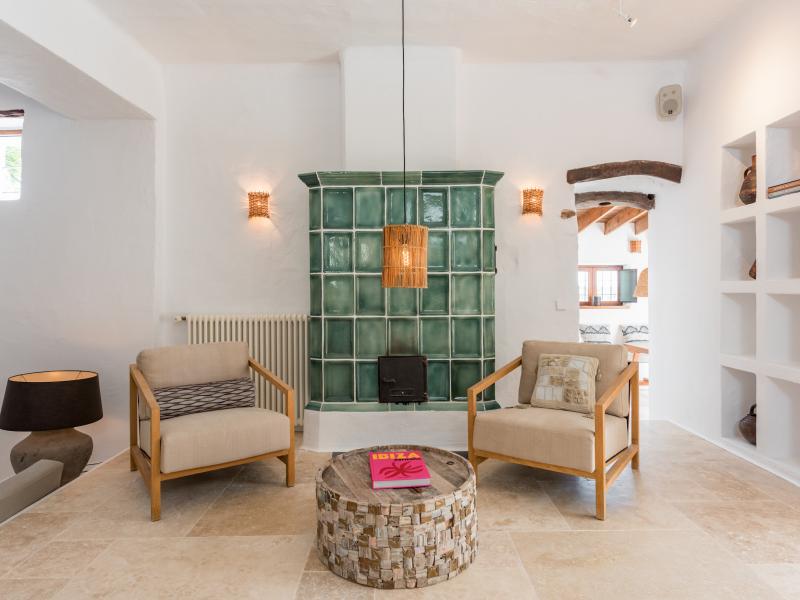 Can Belen , Central , Santa Gertrudis  