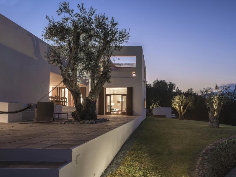 Can Perez , North East  