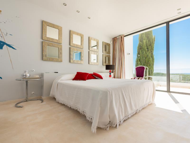 Vista Infinita , East , Roca Llisa  