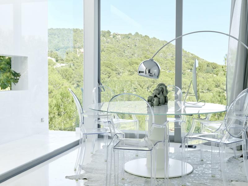 Villa La Costa , East  