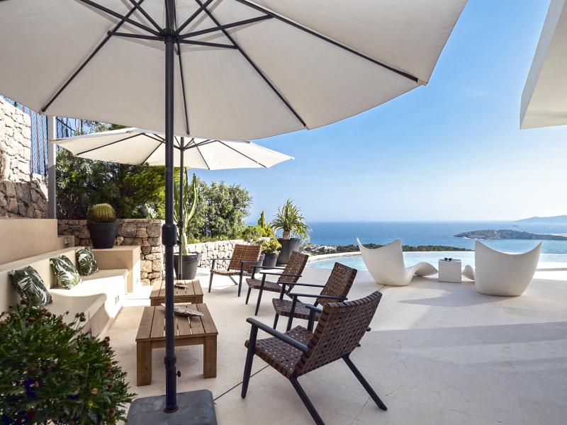 Casa Piro , Ibiza , Jesus  