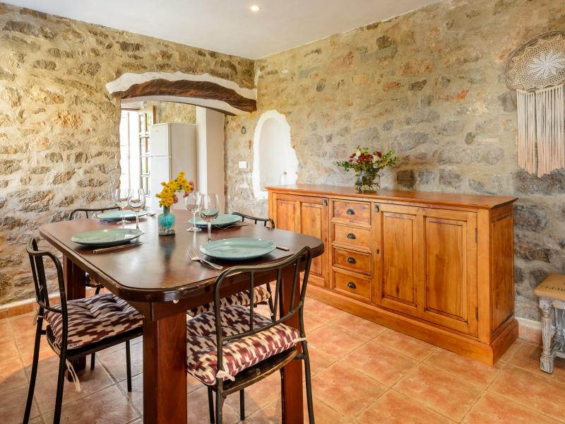 Villa Reina , Santa Gertrudis  