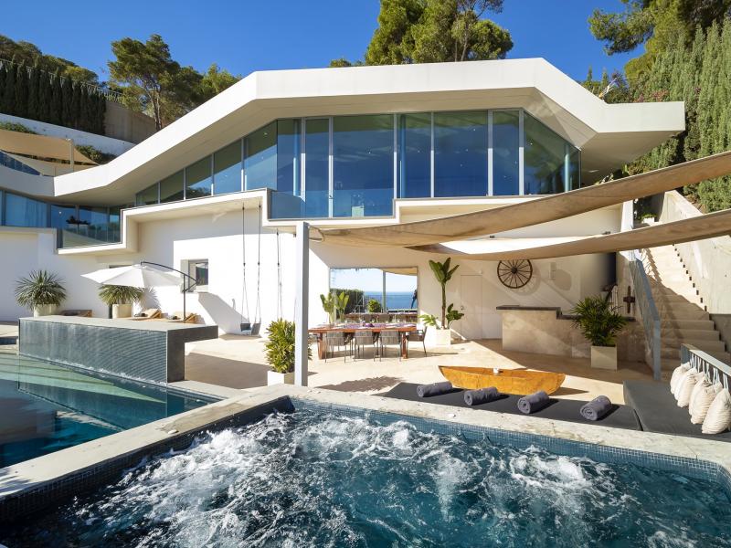 Villa Estelle , Roca Llisa  