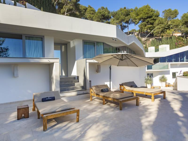 Villa Estelle , Roca Llisa  