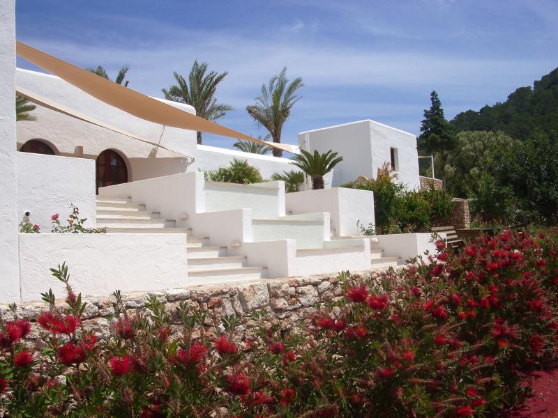 Villa Santy , North  