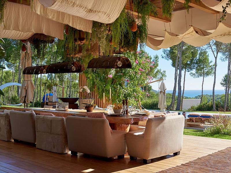 Villa Eden , South  