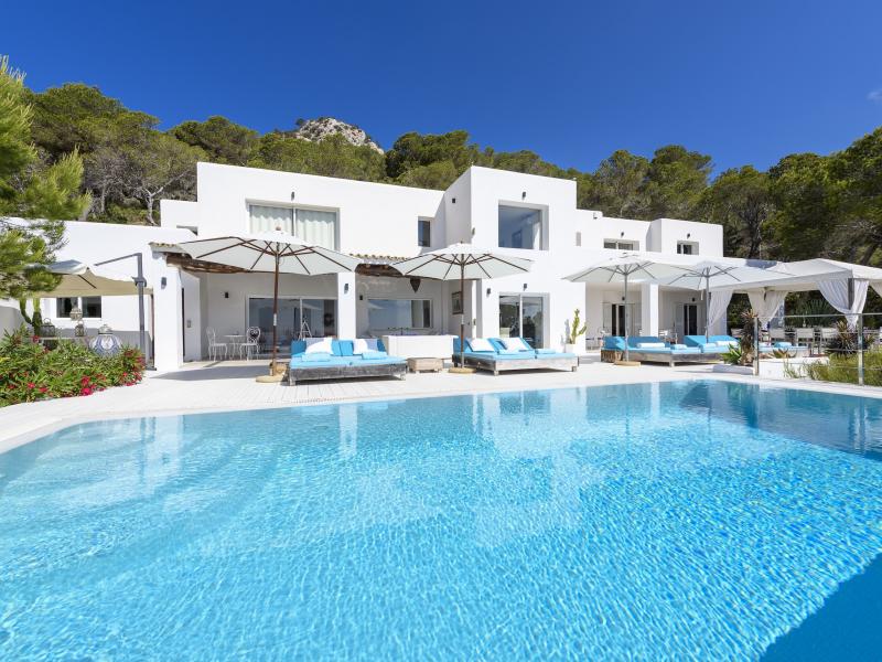 La Casa Romero , Cala Jondal  